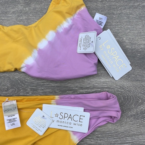 L*Space Lizzie Bikini Top & Sandy Bottoms, diagonal sunburst - Picture 13 of 15